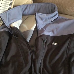New balance jacket size L